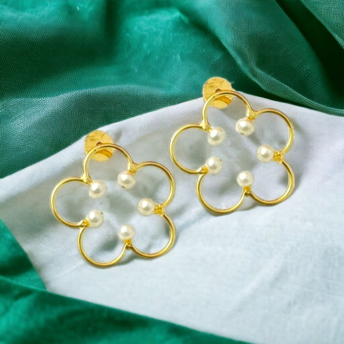 Circular starry pearl Elegance earrings